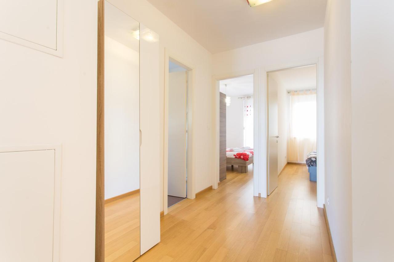 Arijana Free Private Garage Leilighet Split